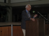 Dr. Bueb